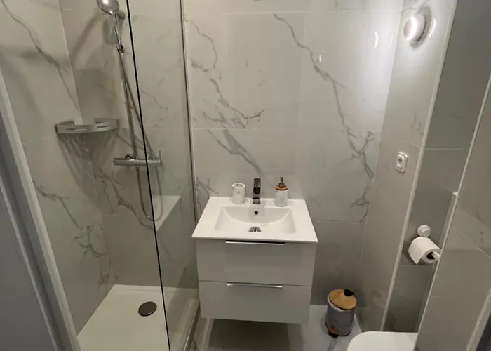 A 5 Min De La 滨海卡涅